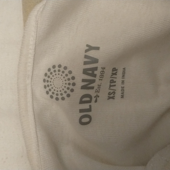 Old Navy Sequined Tank - Size XS - Picture 6 of 8